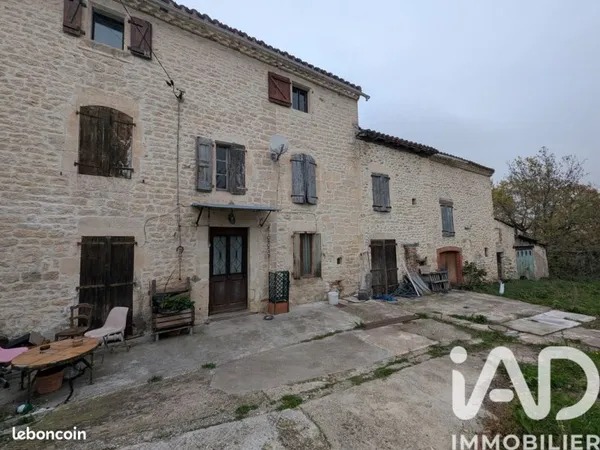 Maison 5 pièces 157 m²