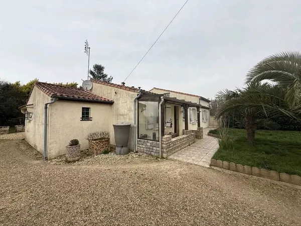 MAISON / VILLA