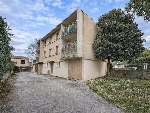 Immeuble 8 chambre(s) à vendre