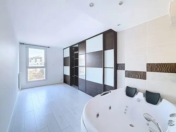 Appartement Vente Créteil 6p 113m² 385000€
