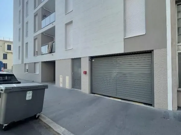 Parking 1 m² Lyon 7e Arrondissement