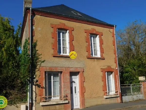 MAISON DE VILLAGE