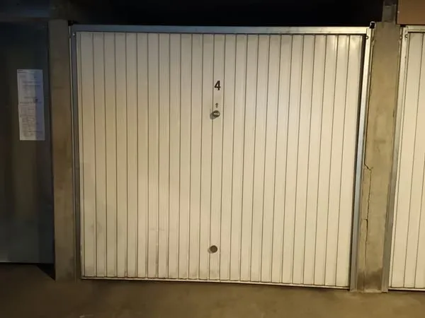 Garage box a louer a pertuis