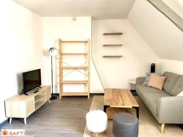 SPÉCIAL INVESTISSEUR - T2 MEUBLÉ - CENTRE-VILLE DE VALENCIENNES - LOCATAIRE EN PLACE