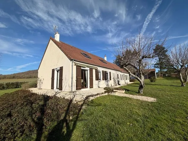 Pavillon de caractère dans la campagne nivernaise