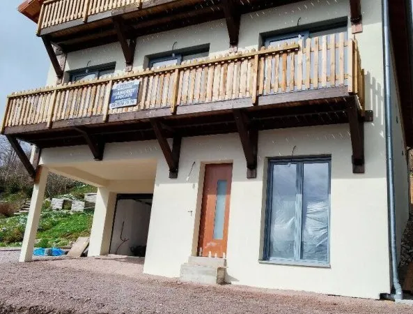 Maison 7 pièces 218 m²
