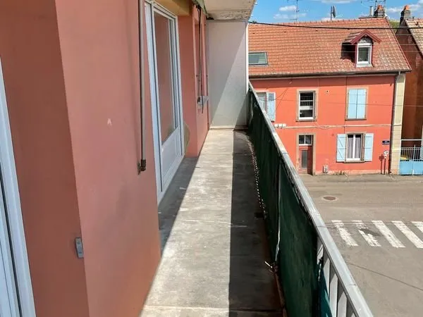 À vendre - T2 lumineux avec grand balcon à Belfort (sans frais d'agence)