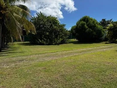 À vendre Superbe terrain plat à Saint-François