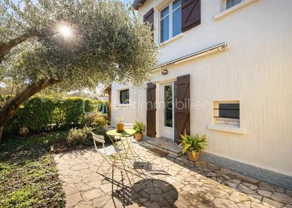 Maison 6 pièces 105 m²