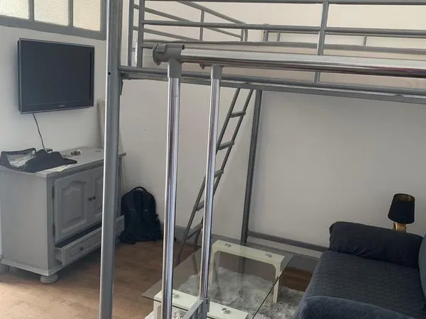 Studio meublé