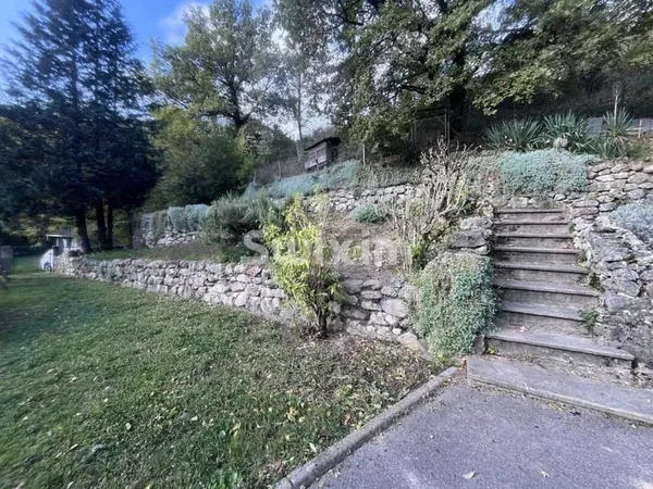 Maison 5 pièces 148 m²