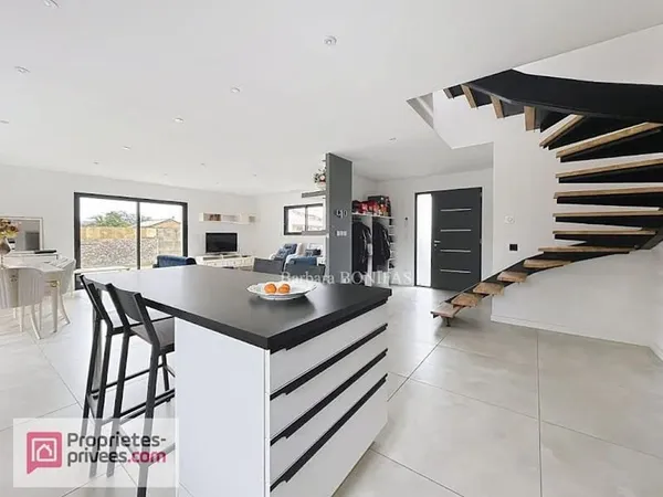 Maison 4 pièces 124 m²