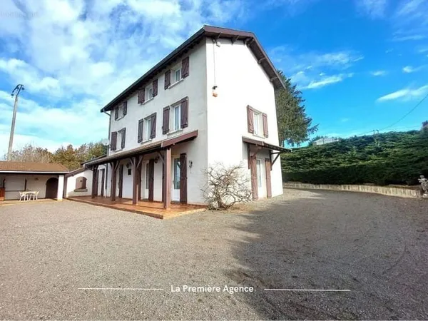 Maison 8 pièces 185 m²