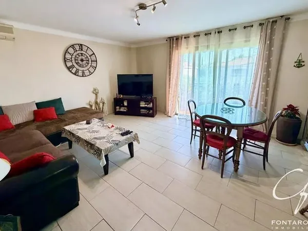 Appartement 3 pièces avec terrasse - Quartier recherché de Fréjus