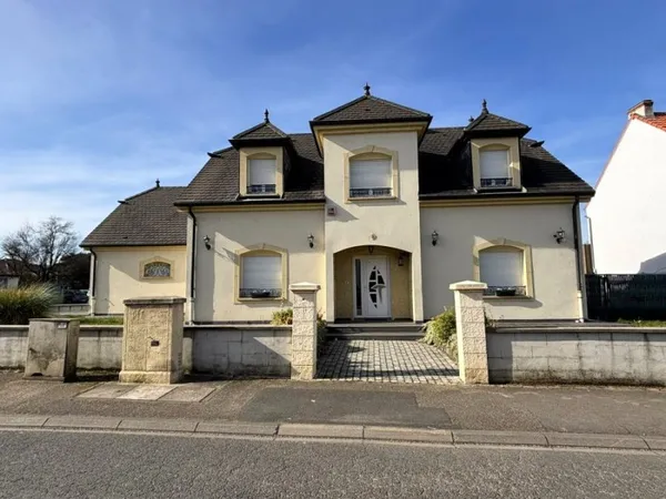 Maison 10 pièces 191 m²