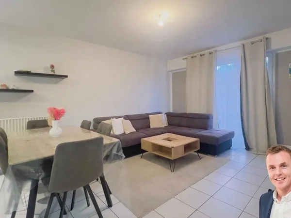 Dpt Finistère (29), à vendre QUIMPER appartement T3 meublé de 63 m² habitable - Cave