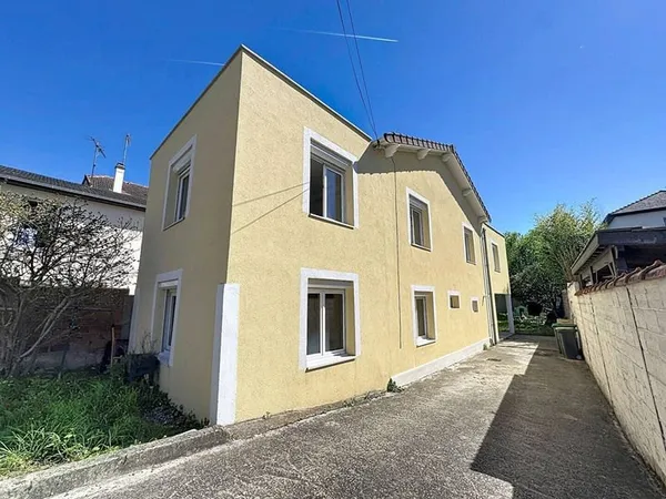 Maison 6 pièces 105 m²