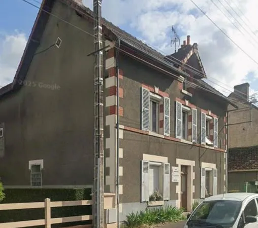 Appartement dans maison+jardinet