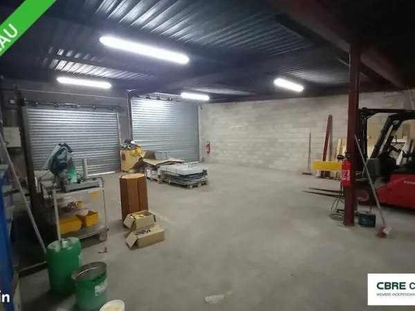 Local d'activité 720 m²