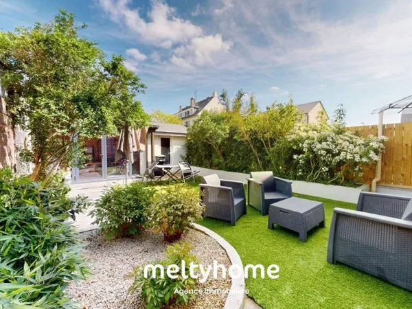 Maison 6 pièces 213 m²