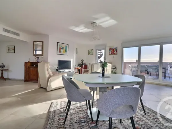 Appartement 4 pièces 114 m²