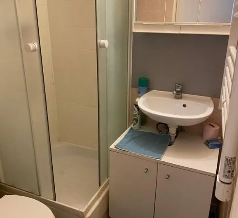 Studio / 15m² / Corbeil Essonnes (RER D)