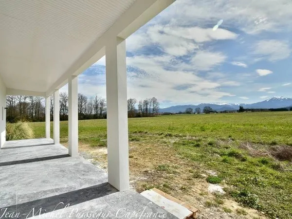 Maison de plain-pied 7 pièces 170 m²