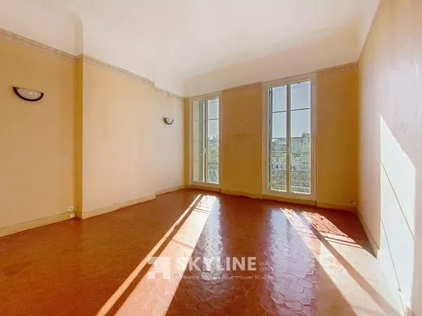 T4 94m² à rénover - seul sur le palier - Notre-Dame-du-Mont 13006