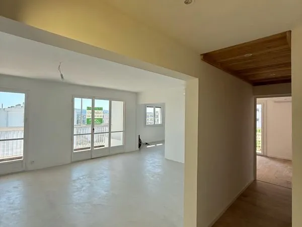 Appartement T3/4 secteur MAR VIVO