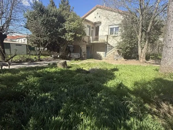 EXCLUSIVITE VILLA T7 633M2 PISCNABLE GGE
