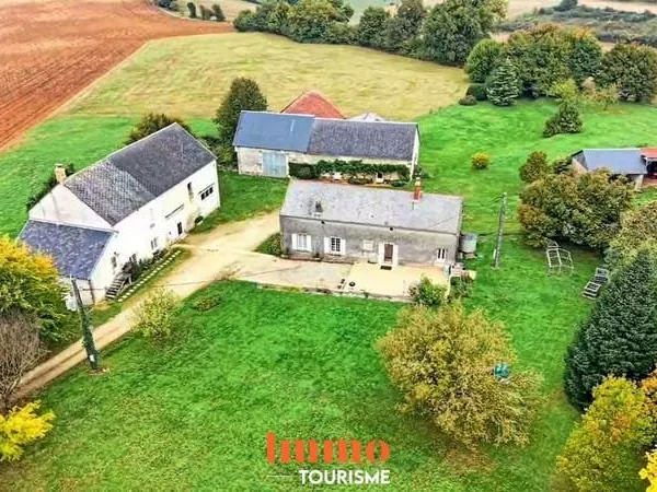 Grande propriété sur 3,5Ha avec gites et chambres d'hôtes