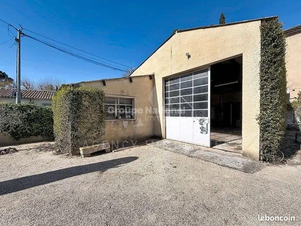 Entrepôt 150 m² CABANNES