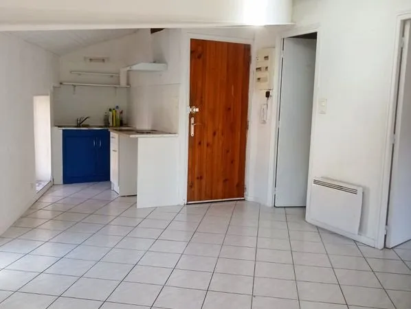 Joli T2 lumineux avec parking - Pezens, proche Carcassonne
