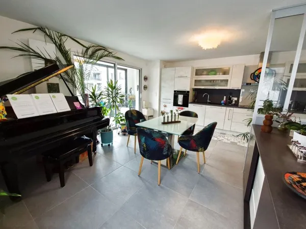 Appartement 3 pièces 82 m²