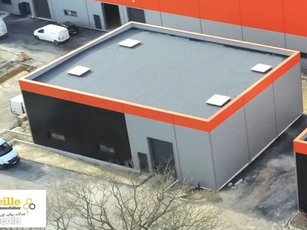 Local commercial 403 m² Breuillet