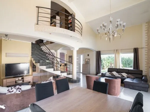 Maison de ville de 5 pièces principales