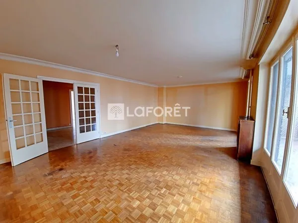 Appartement 4 pièces 142 m²
