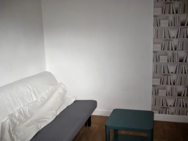 Studio 1 pièce 14 m²