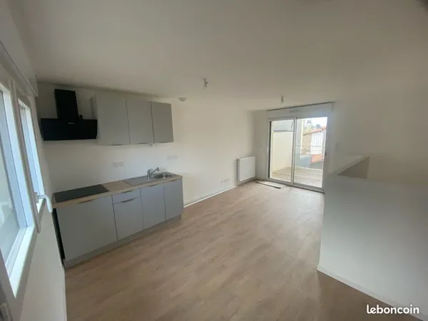 Appartement neuf plein centre de vallet