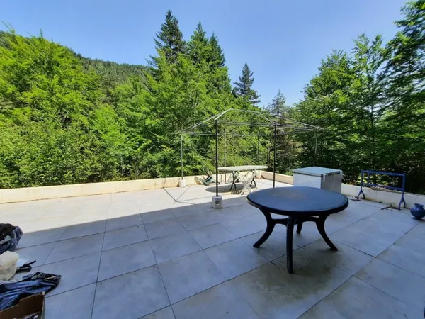 Maison 7 pièces 200 m²