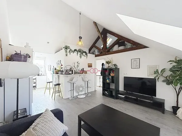 A VENDRE - APPARTEMENT T2 LOUE - CENTRE VILLE DE REIMS