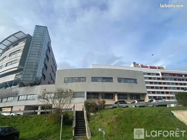 Local commercial 97 m²