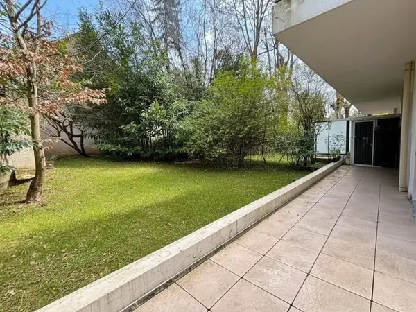 Appartement bas de Montmorency 3 pièces 74 m2 limite Enghien, avec jardin