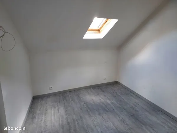 Appartement 1 chambre la souterraine centre