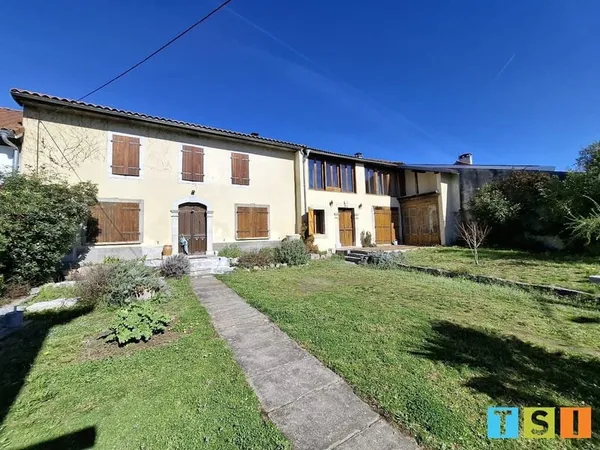 Maison Vente Saint-Laurent-de-Neste 9p 220m² 284500€