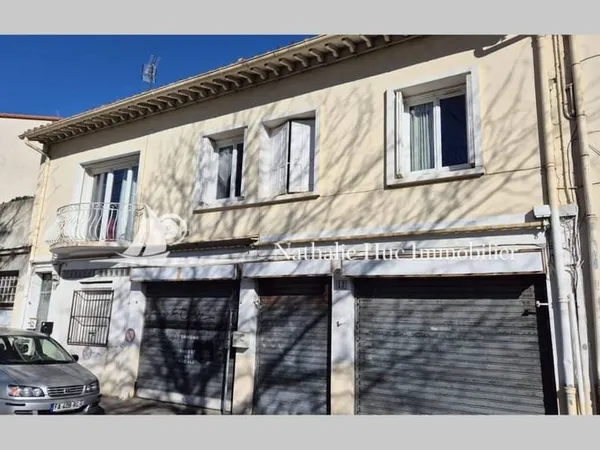 Local commercial 121 m²
