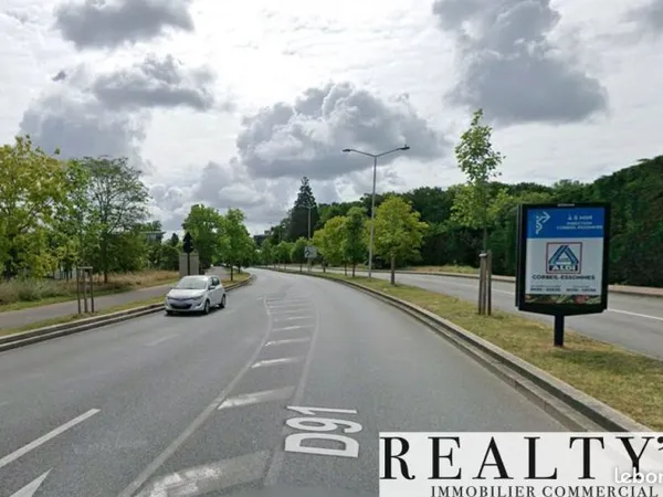 Local bureaux 549 m²