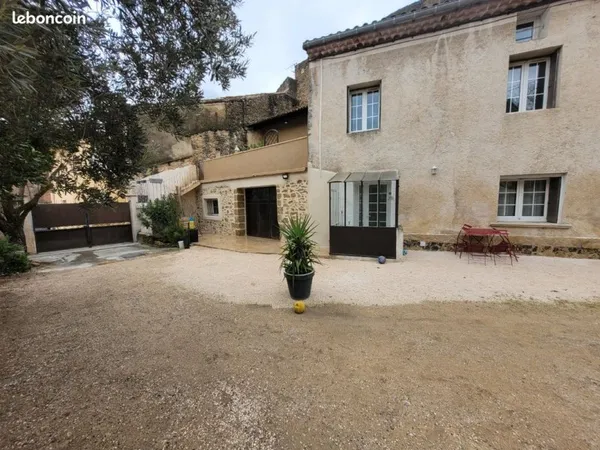 Maison de ville rénovée
