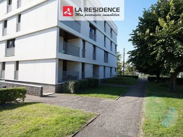 Stationnement Location Conflans-Sainte-Honorine   11900€