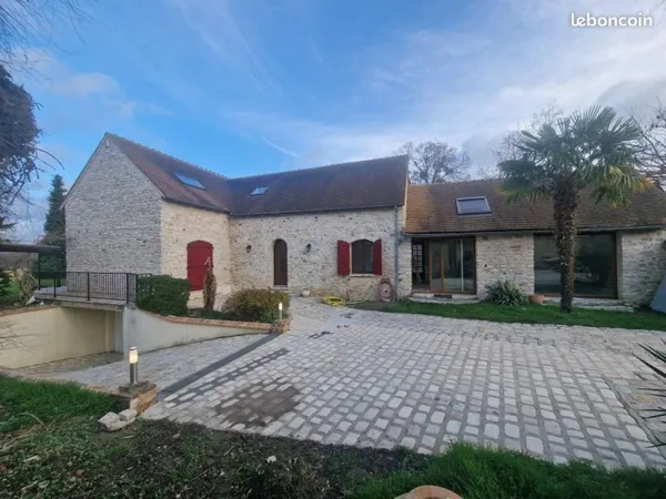 Colocation maison individuelle av piscine